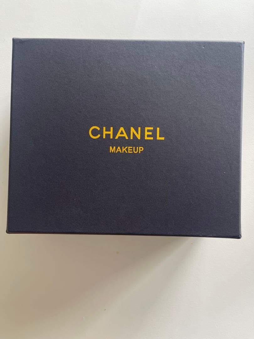 ホワイトショルダーバッグ ノベルティ