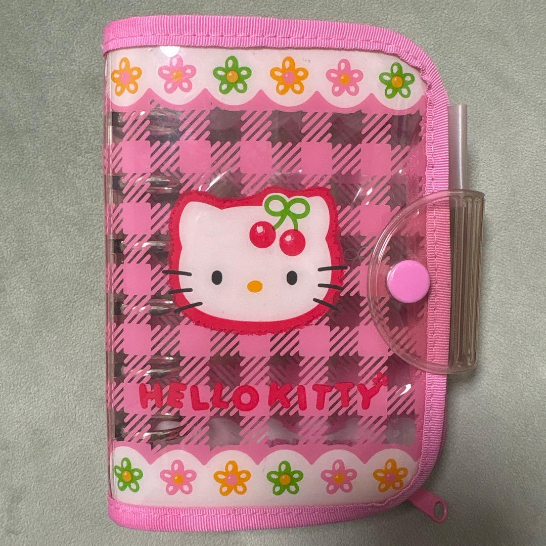HELLO KITTY 手帳カバー　シール手帳　バインダー