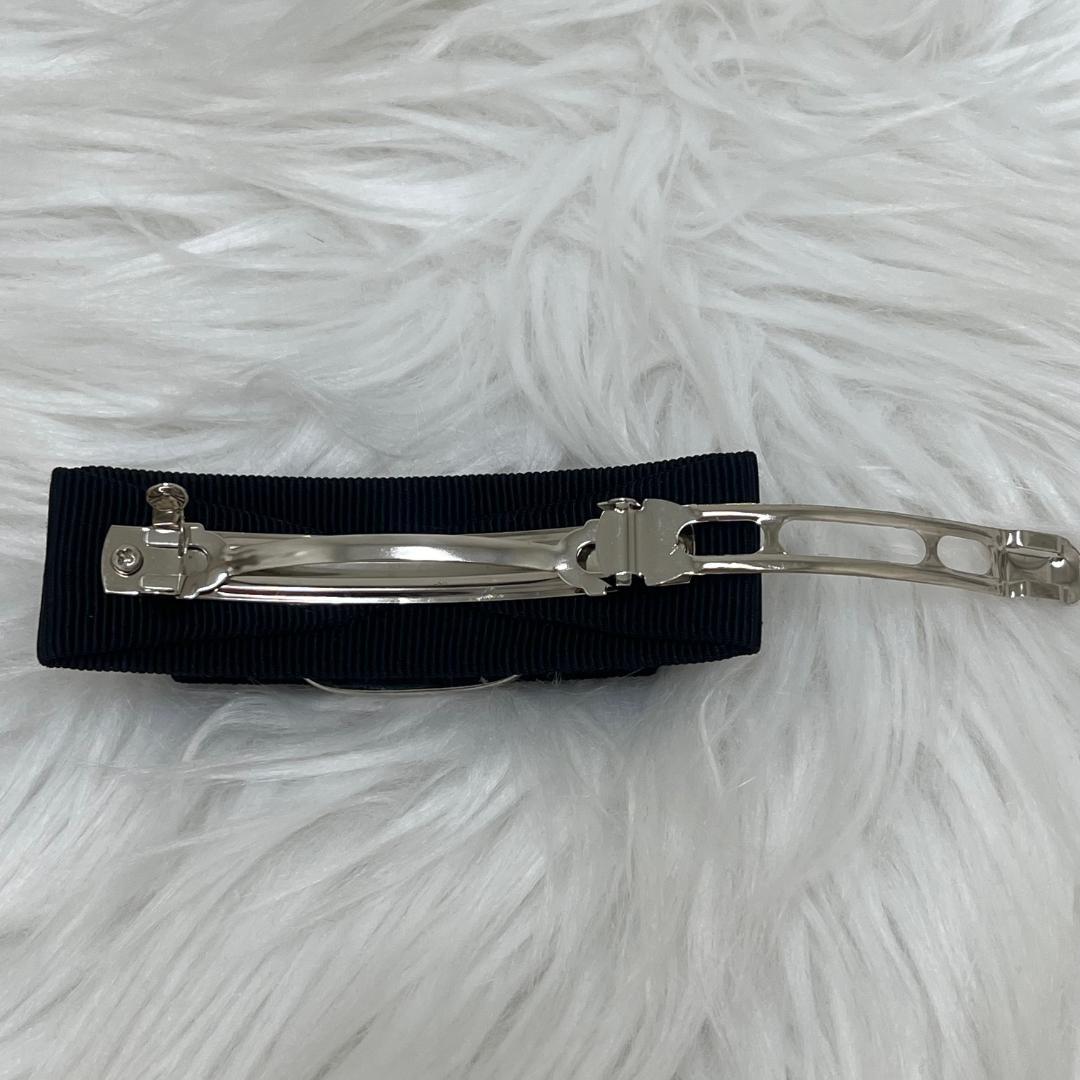 新品✨フェラガモ　バレッタ ヘアアクセサリー ブラック×シルバー