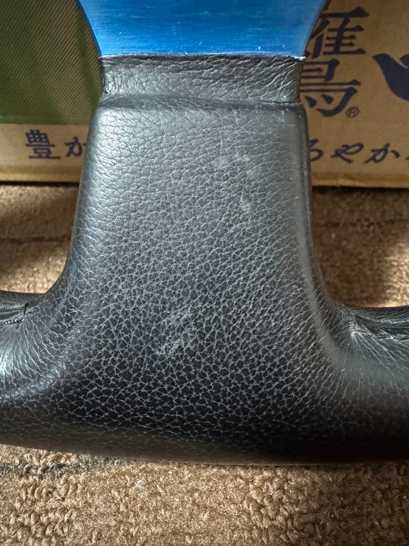 MOMO COMMANDO(モモ　コマンド)