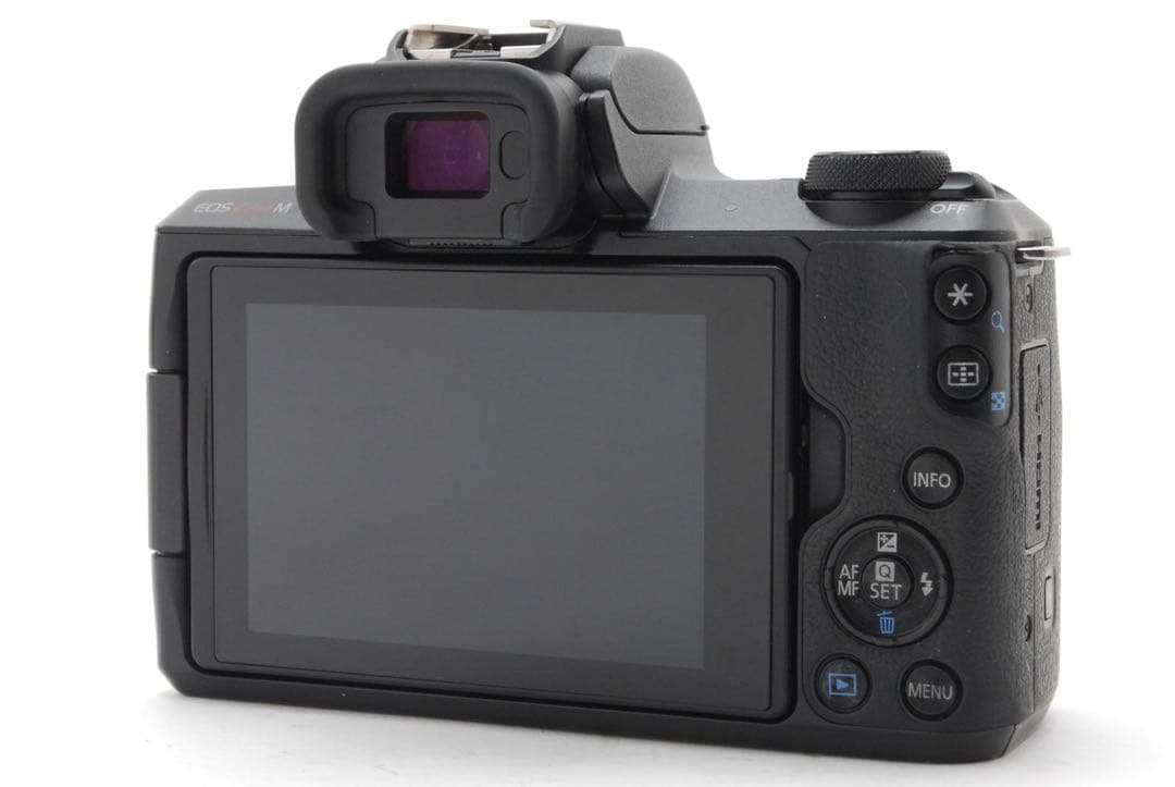 美品✨キャノン EOS Kiss M❤️Wi-Fi&ラクラク自撮り！