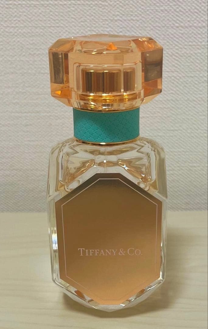 ティファニー　香水　Rose Gold