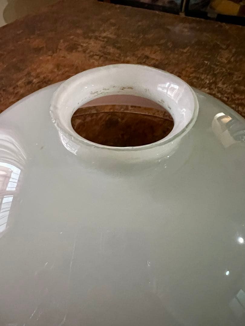 アンティーク　乳白ピンク螺旋電笠　ガラス　照明　灯り　大正ロマン　レトロ　古道具