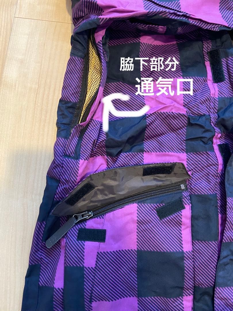 スノボード/スキーウェア/雪かきにも（上）