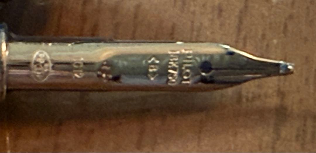 パイロット キャップレス万年筆 紺 美品