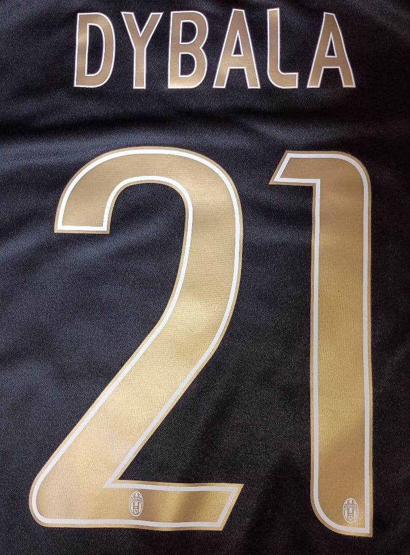 【匿名配送】【入手困難】15 16　ユベントス　黒　金　ユーベ　ユニホーム