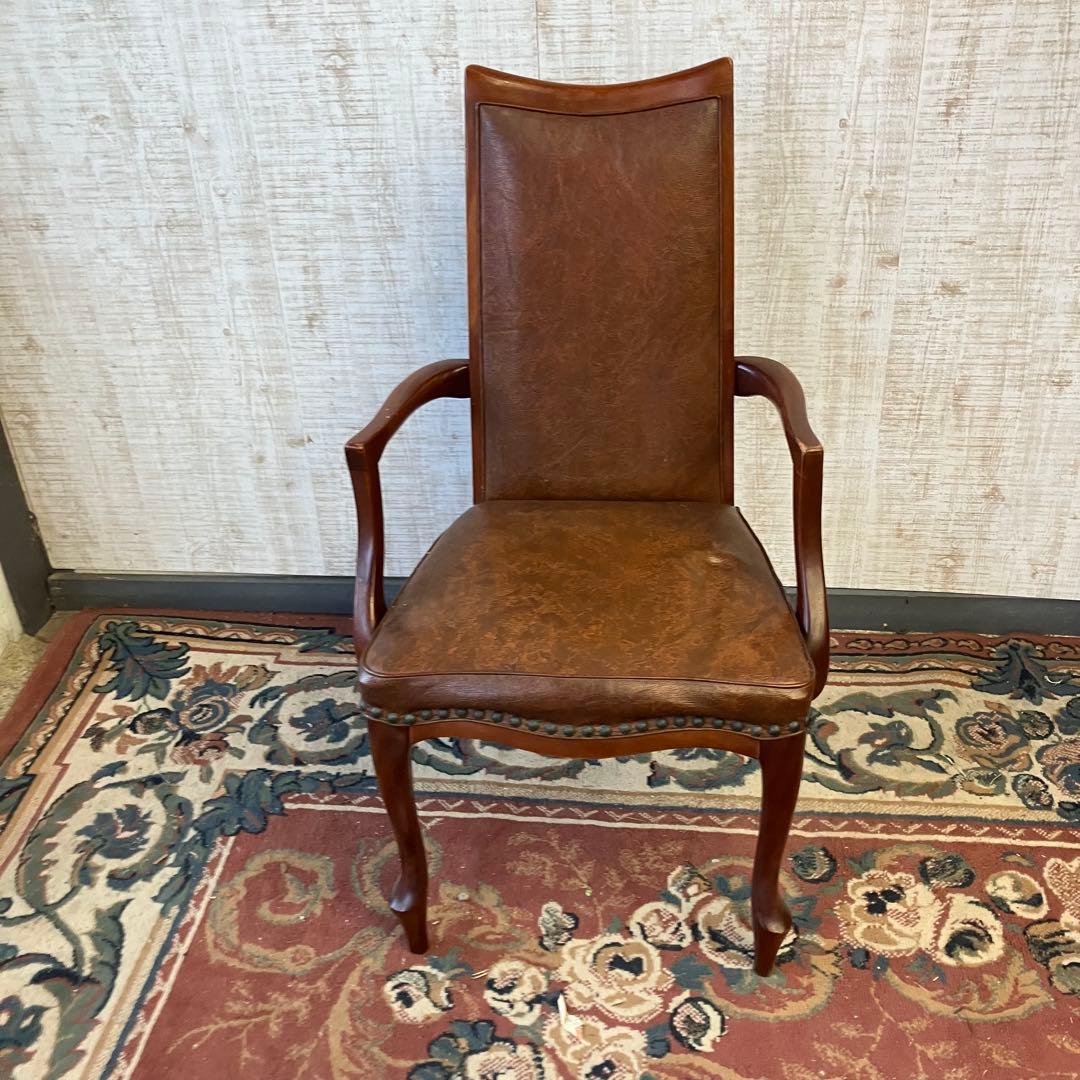 ④北欧レトロ マルニ 木製椅子 鋲打ちダイニングチェア ロビーチェアアームチェア