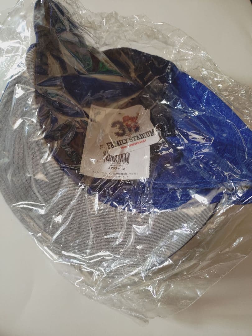 横浜DeNAベイスターズ 「ファミリースタジアム30周年記念 キャップ 」新品