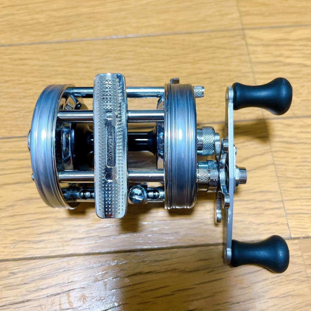 美品　超希少　ABU アブ　アンバサダー 6500C 010001