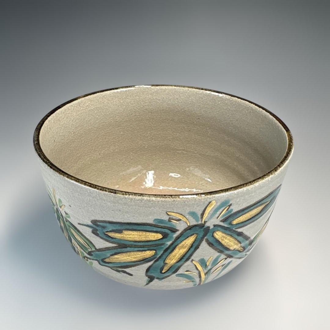 【中古品】暁山造　色絵熊笹茶碗（共箱）