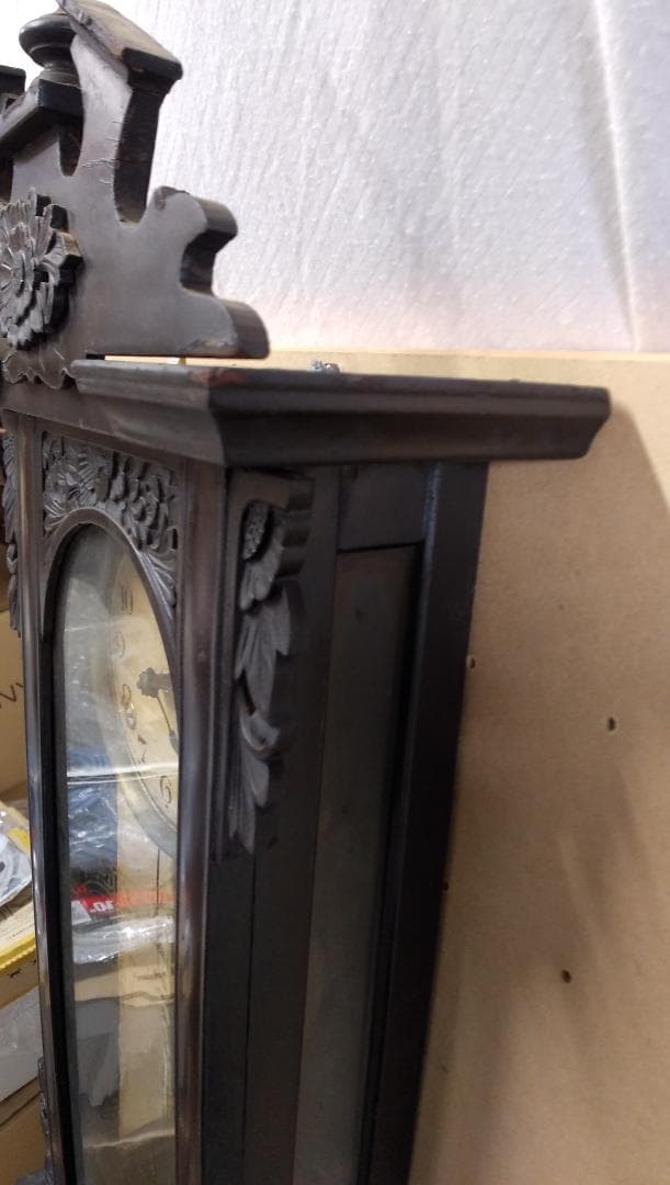 古い柱時計　　①