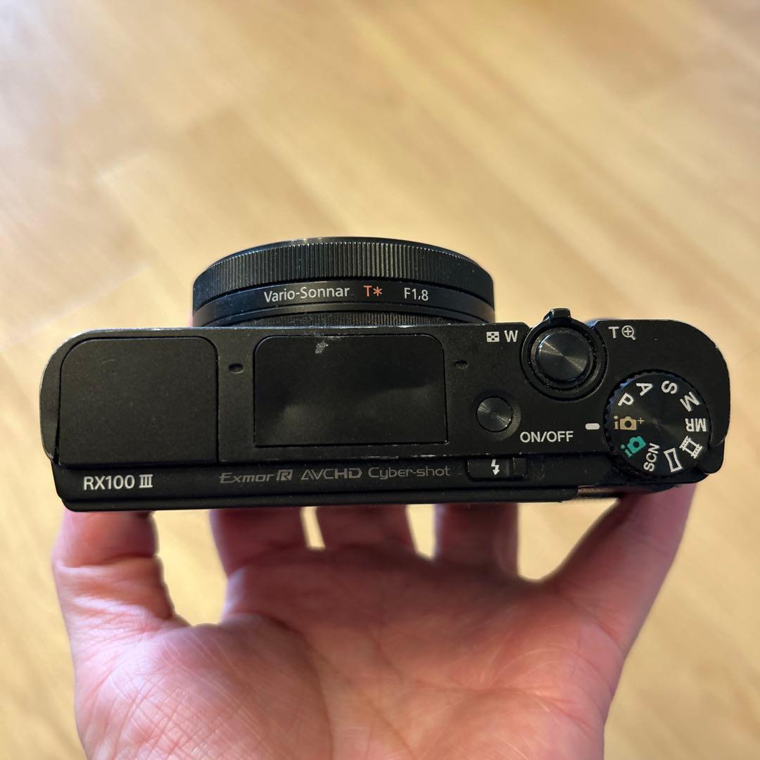 SONY コンパクトカメラRX100Ⅲ
