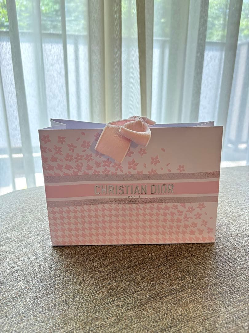 ミスディオール オードゥ パルファン 50ml 箱・ショッピングバッグ付き