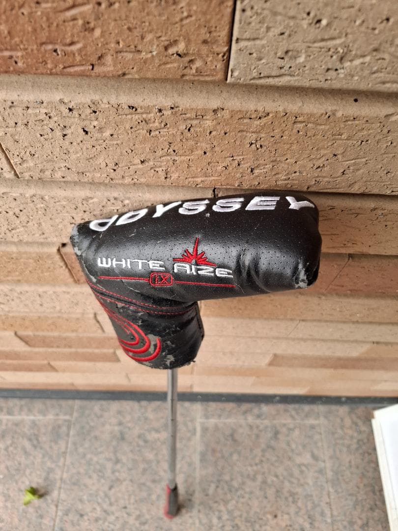 Odyssey White Hot パター