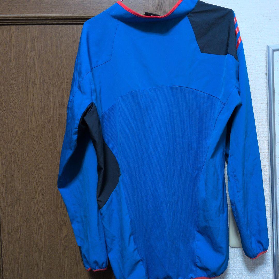 adidas ピステ・ウィンドブレーカー