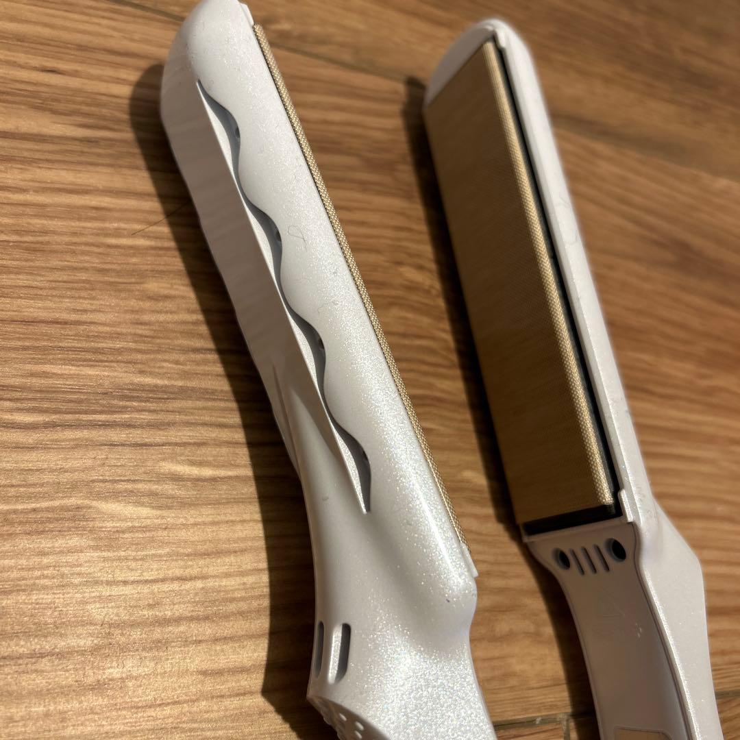 KINUKO 絹女　ヘアアイロン　ストレートアイロン　LM225