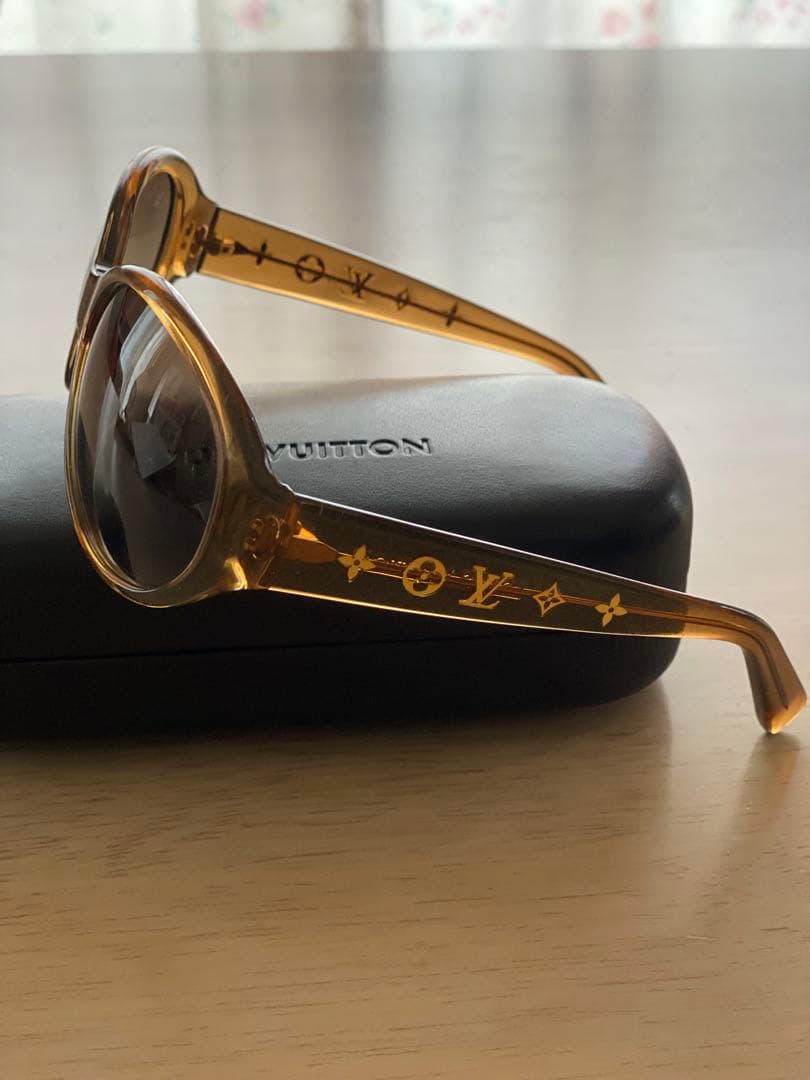 【美品】Louis Vuitton クリアゴールド サングラス