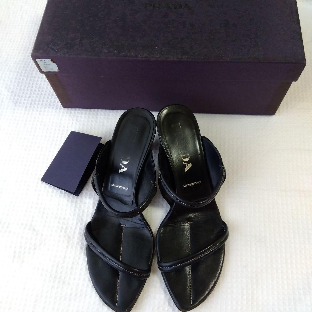 PRADA ブラック レザー サンダル