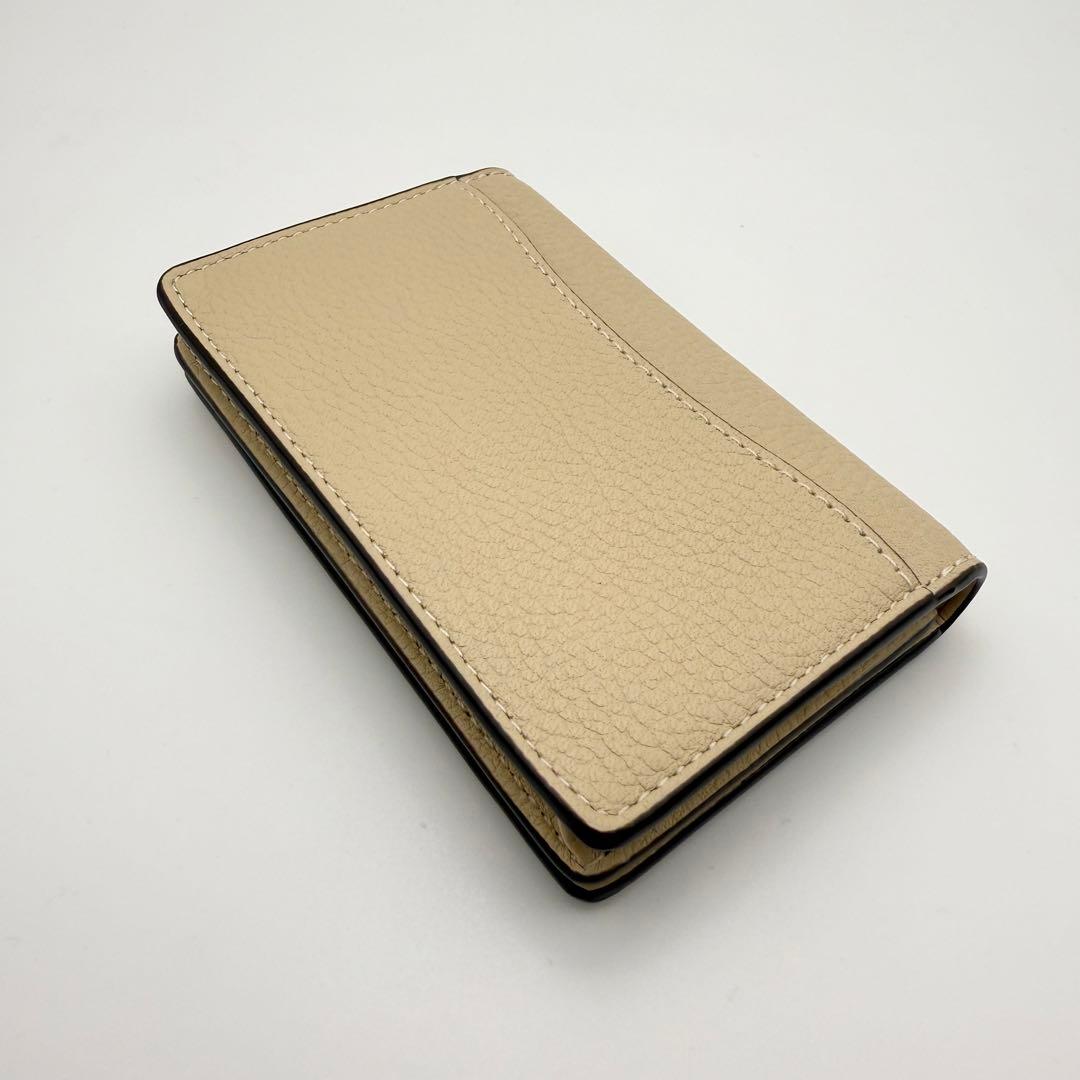 COACH ★大人気★ エッセンシャル ビジネス カードケース アイボリー 新品