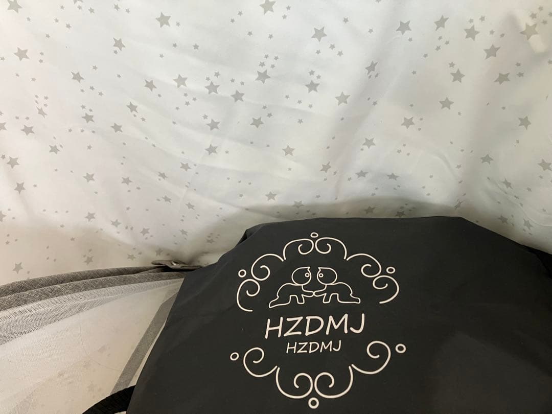 ベビーベッド　hzdmj 折り畳み