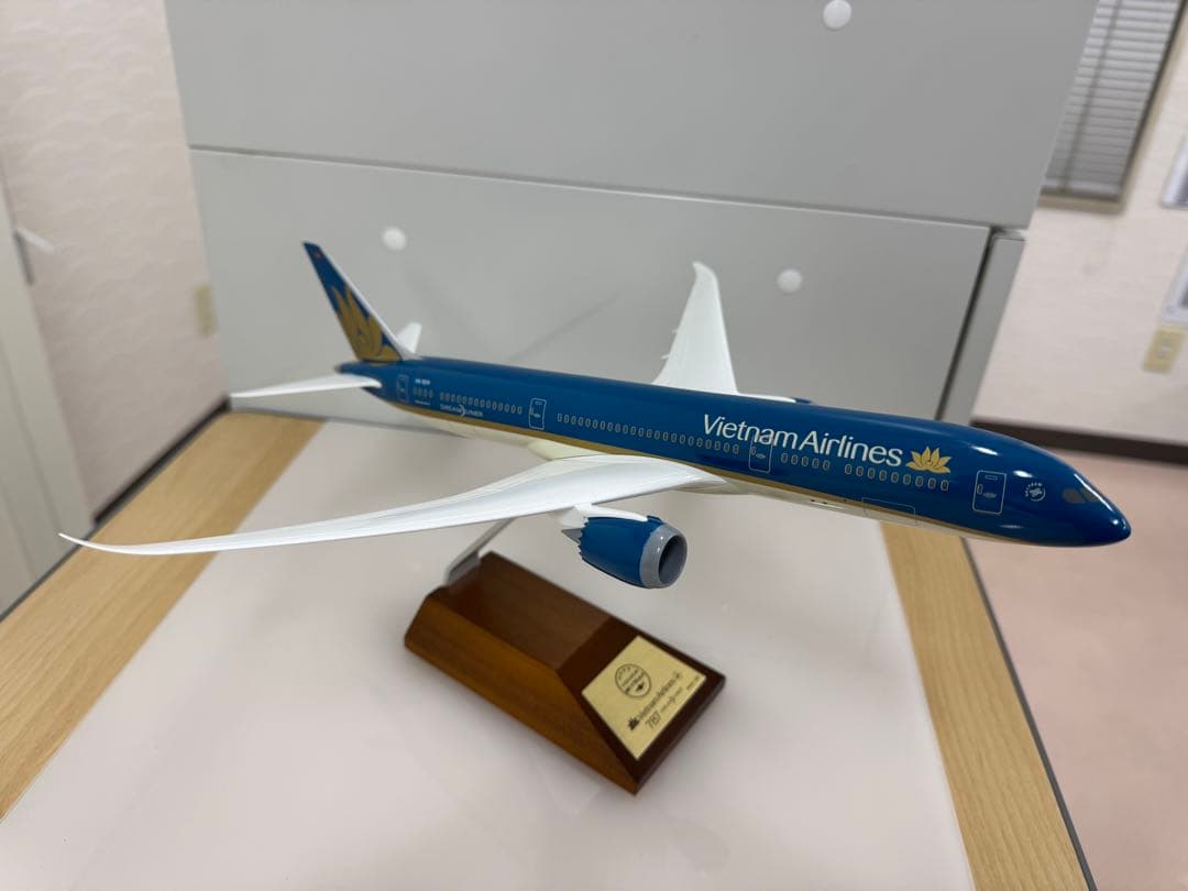 Vietnam Airlines Boeing 787-9 スケール1:200