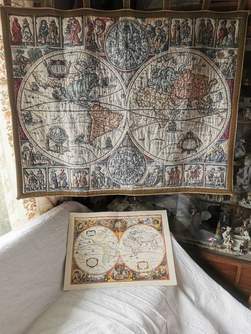 アンティークドイツ ローゼル 世界航海地図手刺繍キルト タペストリ 印刷地図絵付