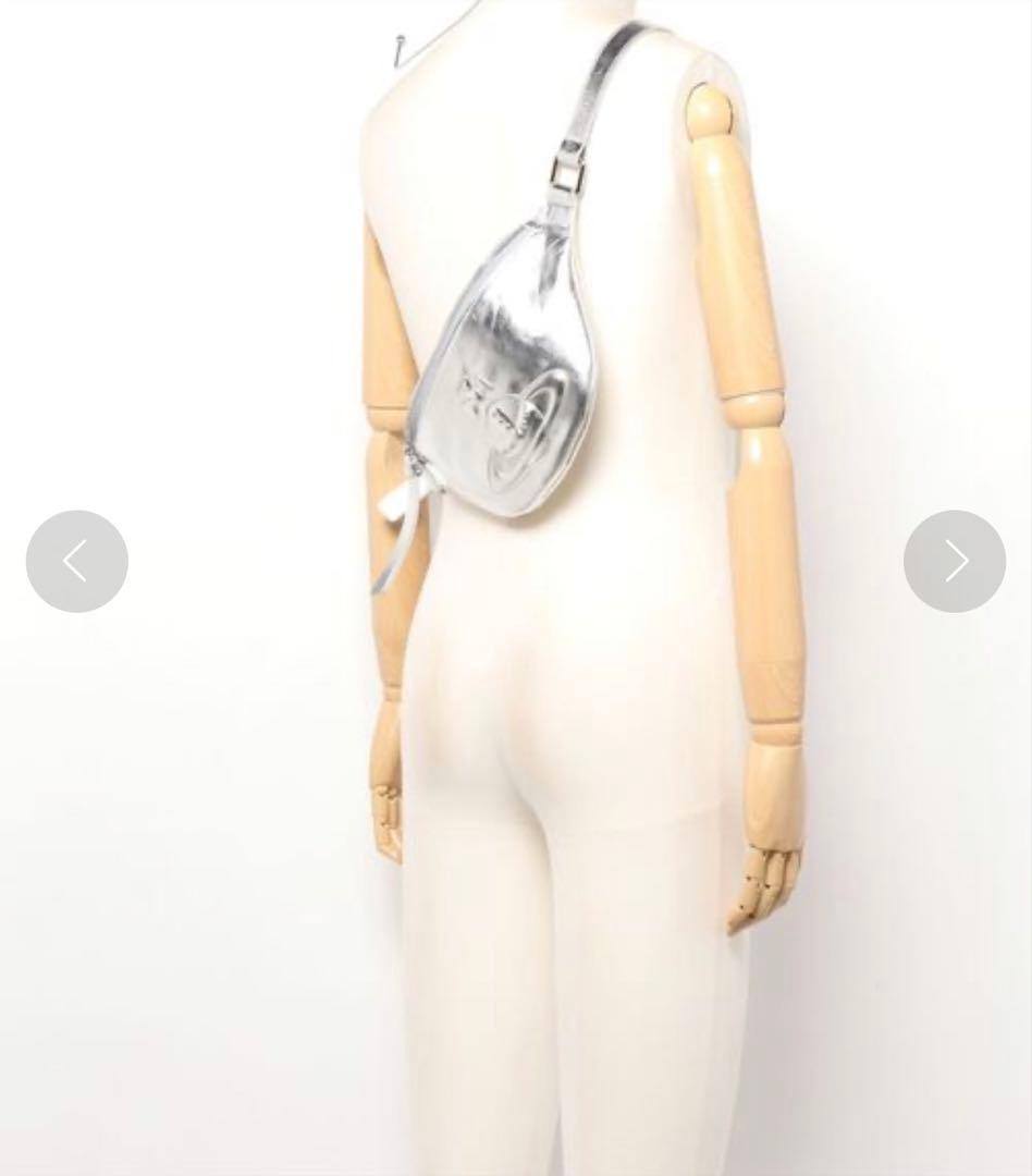 Vivienne Westwoon　バッグ· ボディバッグ　シルバー