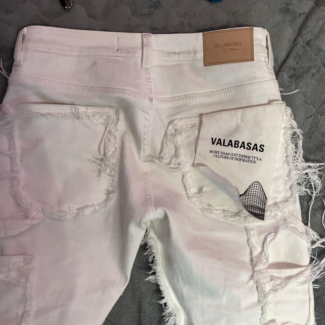 バラバサスダメージホワイトフレアデニム29