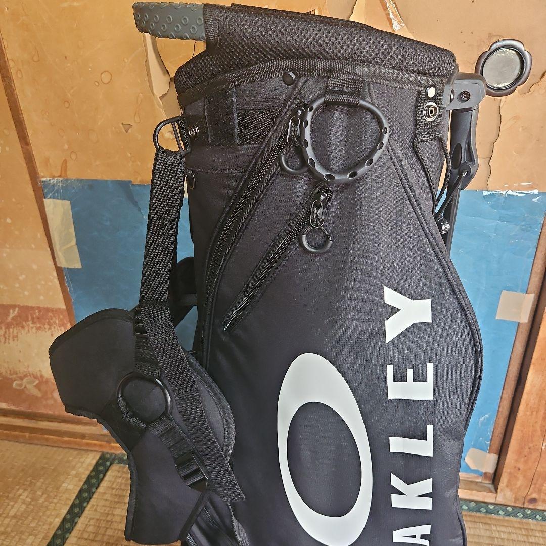 オークリー　スタンドキャディバッグ