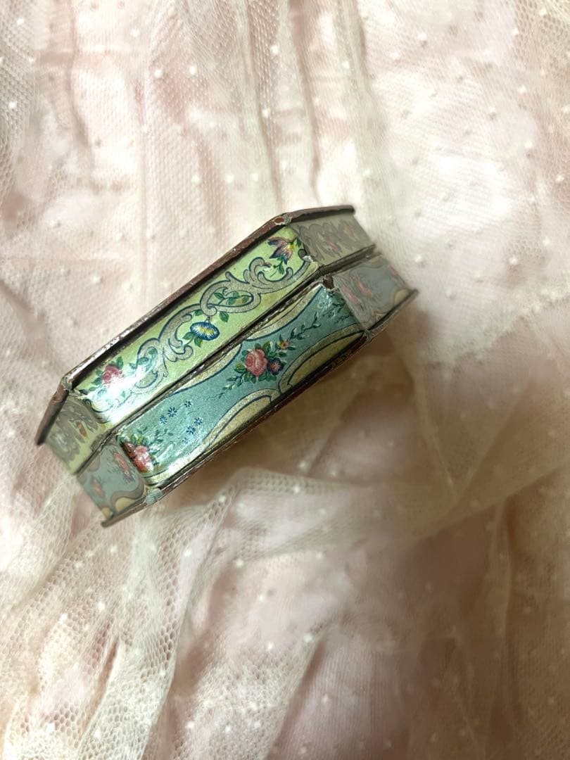 お値下げ　レア　アンティーク　カルトナージュ　花柄　オクタゴン