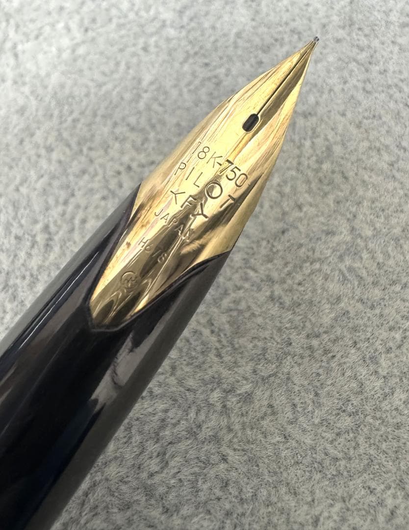 ★PILOT　万年筆　エリート 18K/750　H678　<F>