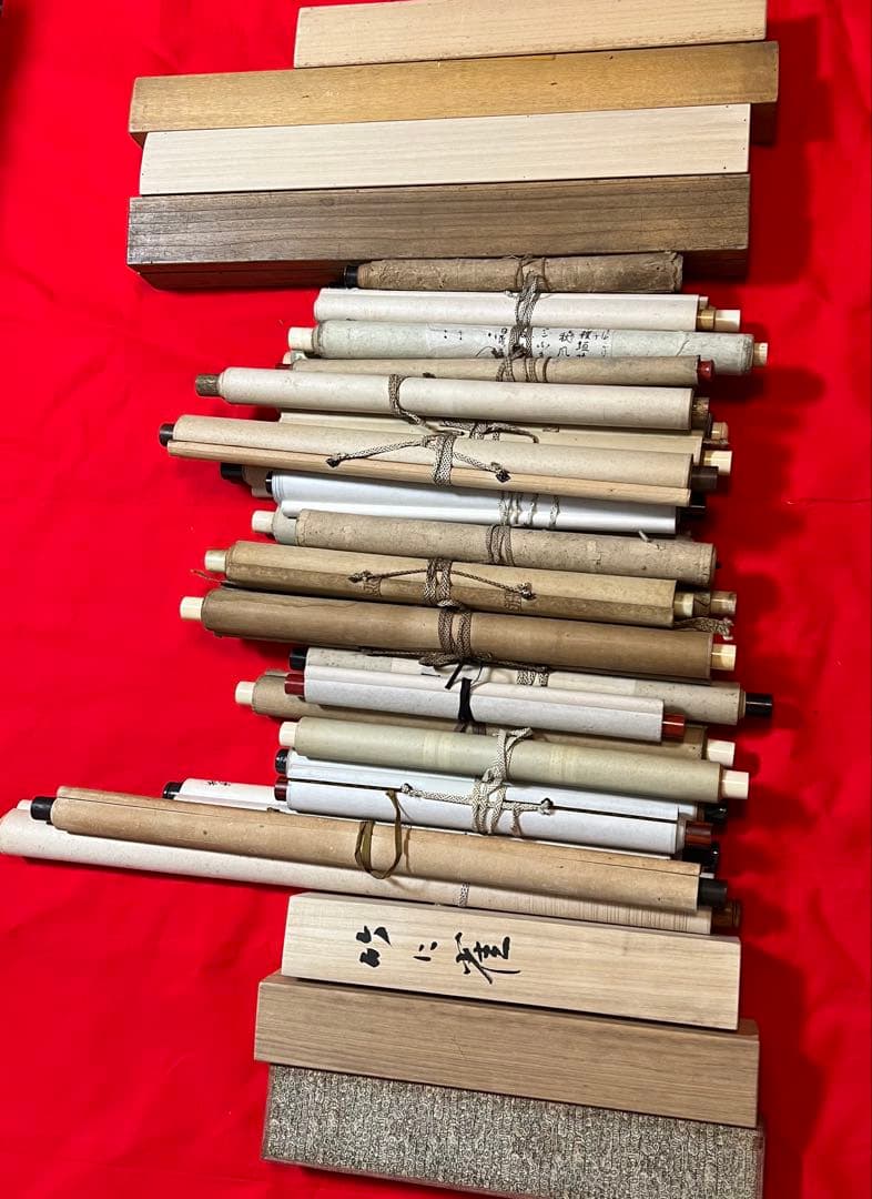 掛け軸　まとめて45本 （花鳥 仏画 書 山水 日本画）など　書画！