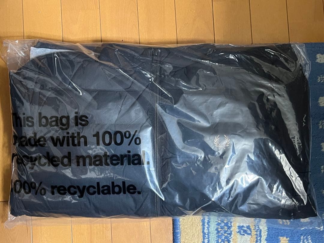 fred perry Insulated Jacket ダウン　サイズM