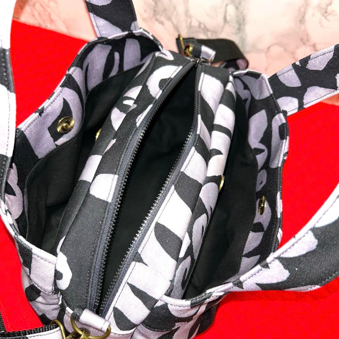 とんみ様ᥫᩣ ̖́リバティ帆布生地使用3roomコロンコロンbag