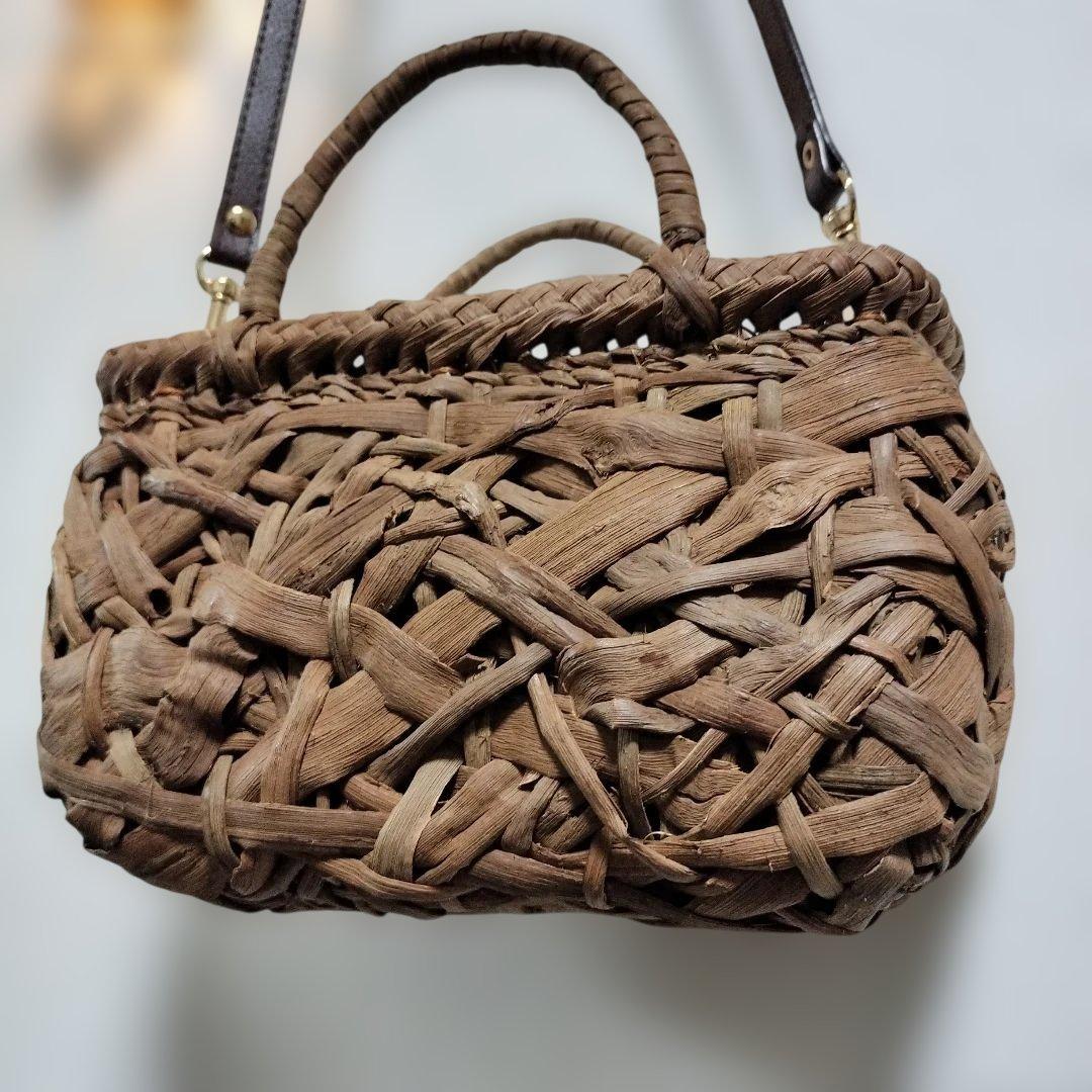 山葡萄やたら編みショルダーバッグ 約よこ20✕高さ12✕幅7