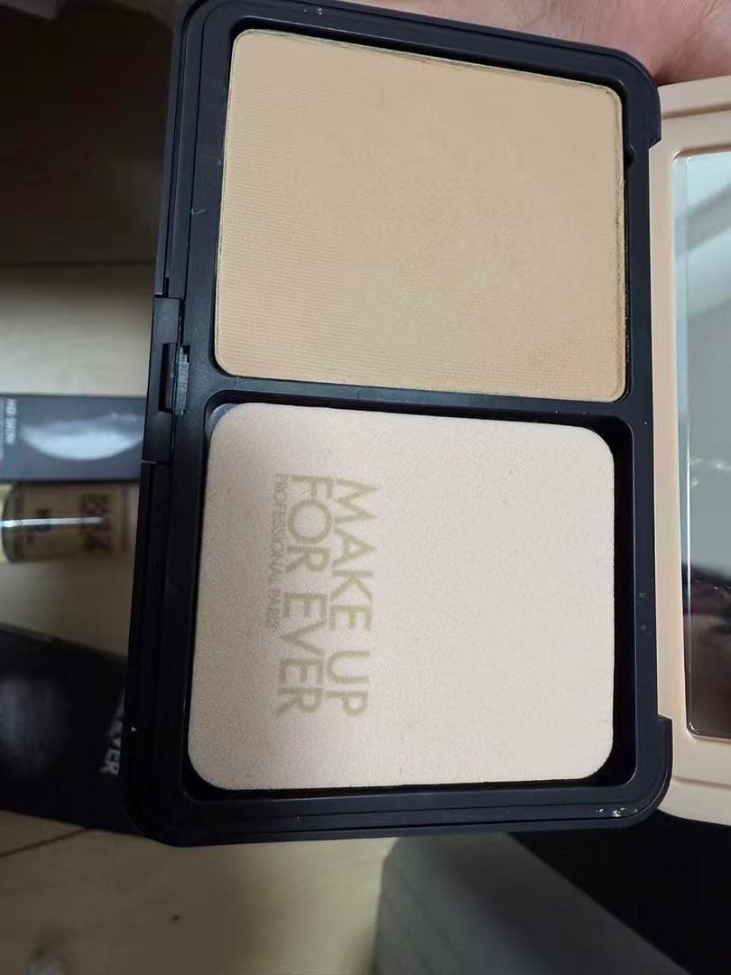 ファンデーション MAKE UP FOR EVER HD SKIN MATTE VELVET