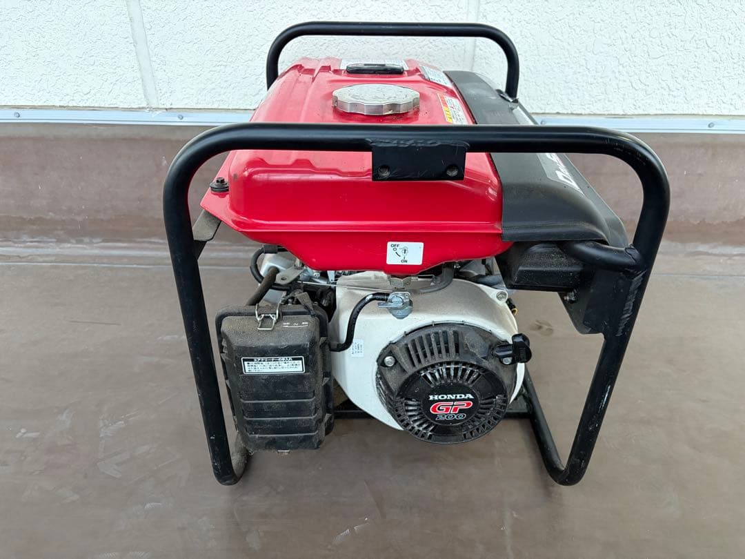 Honda CBM2600 ポータブル発電機 100V 50Hz