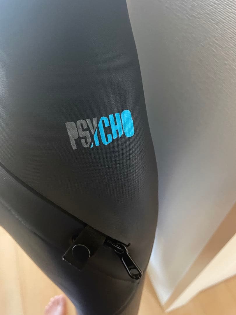 O'Neill フルスーツ 黒