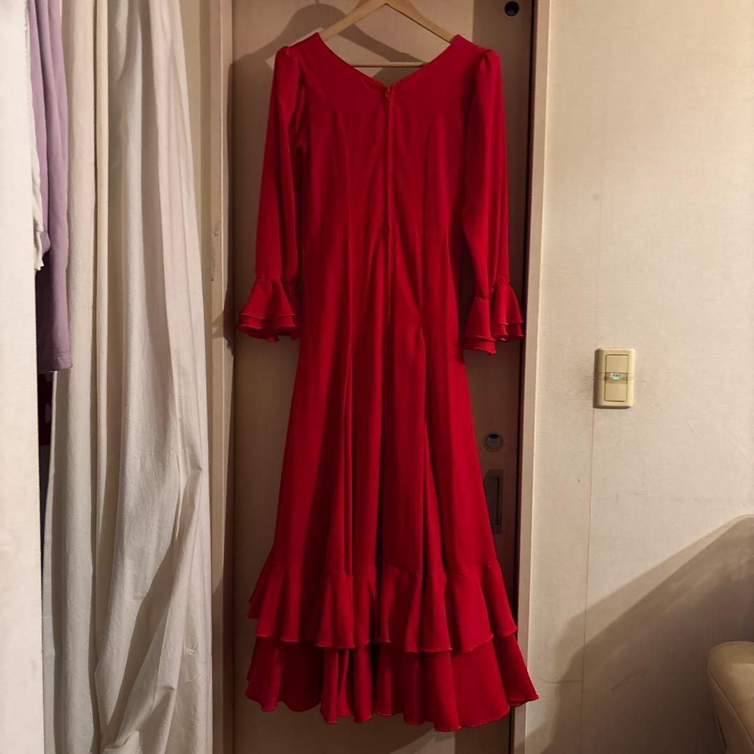 フラメンコ用赤いロングドレス