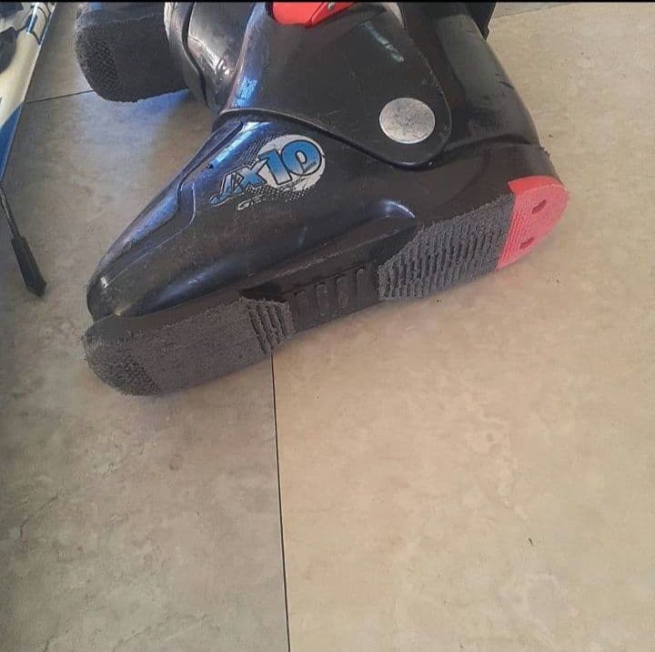 初めてのスキーに！板９０cm　幼稚園児スキーセット　本格的