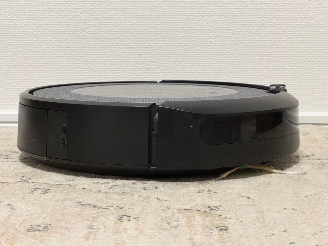 掃除機ロボットルンバ / Roomba i3+ （本体 & クリーンベース）