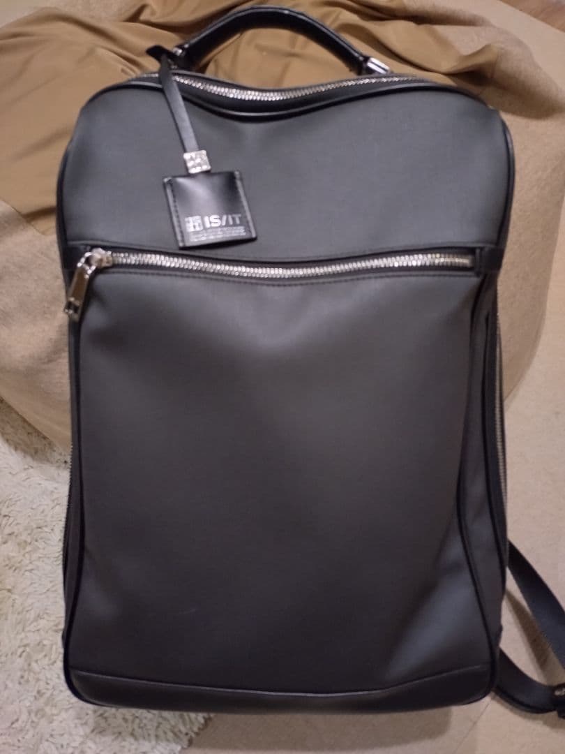 IS IT ブラック ビジネスバッグ