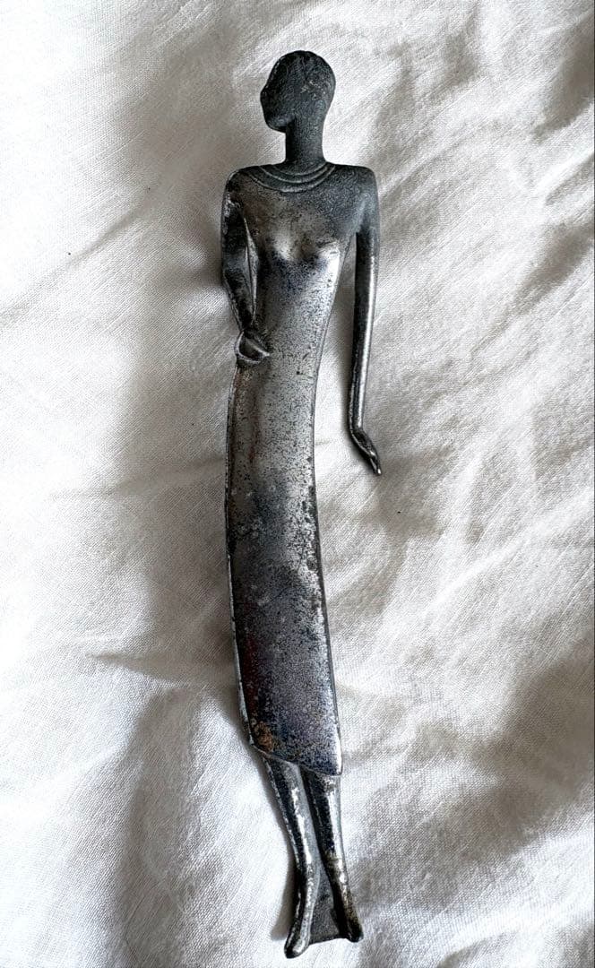 ユーロヴィンテージ　メタル人型オブジェ アールデコ　シュルレアリスム　ヒト