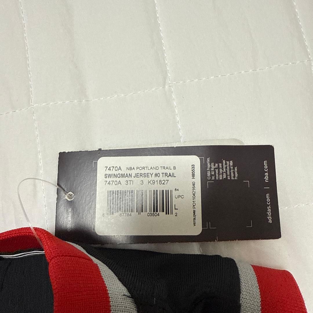 nba サイン入り　リラード　ユニフォーム