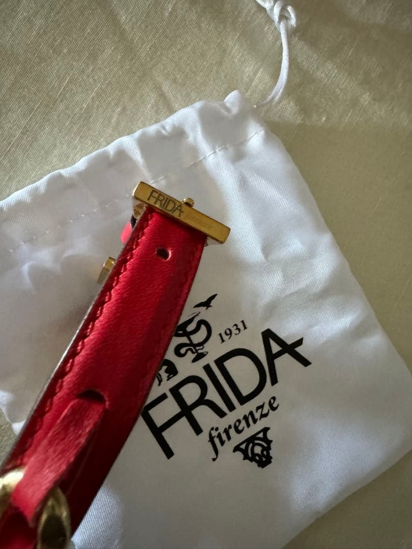 frida Firenze 犬の首輪　犬　ペット　散歩　レザー　赤