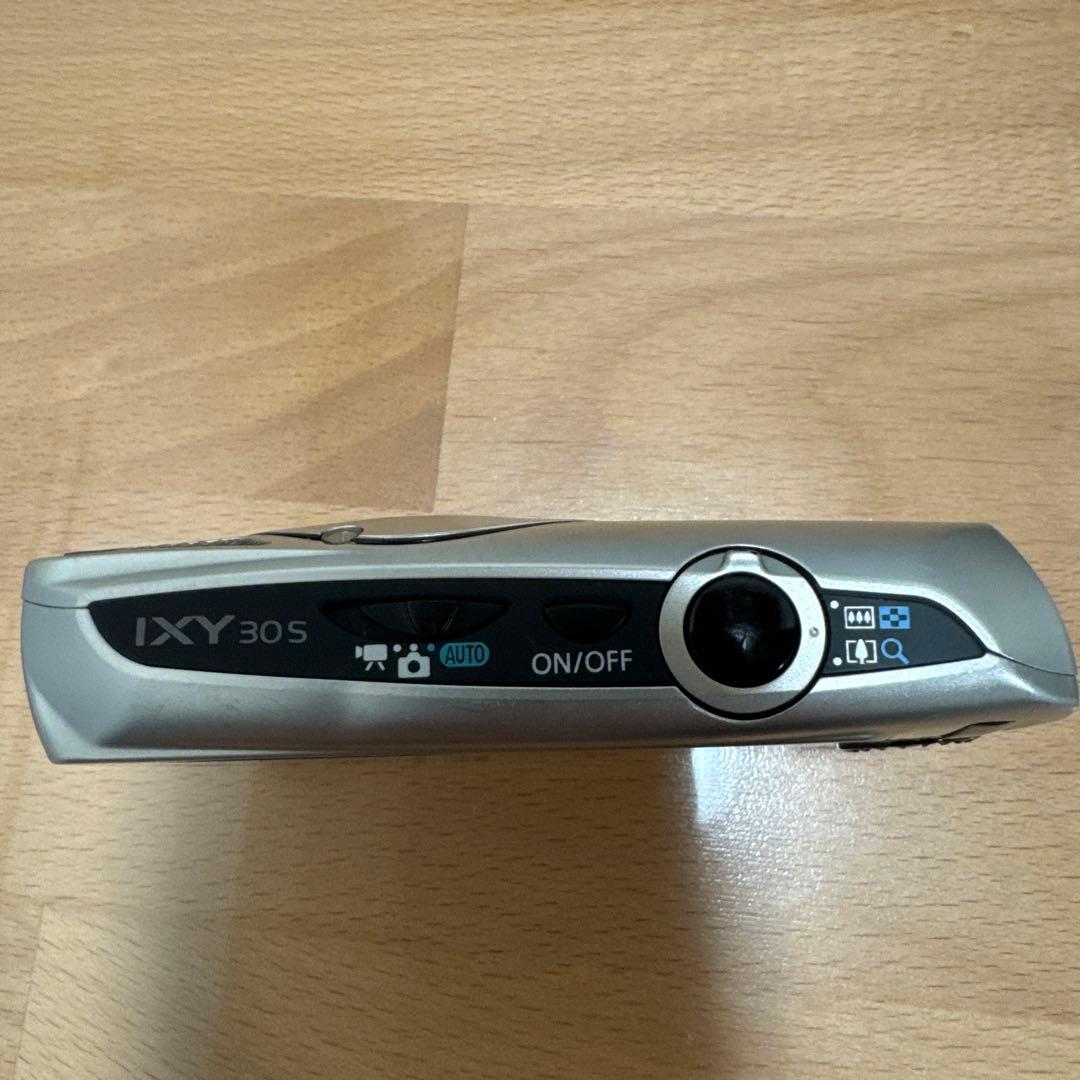 【コンパクトデジタルカメラ】Canon IXY 30S