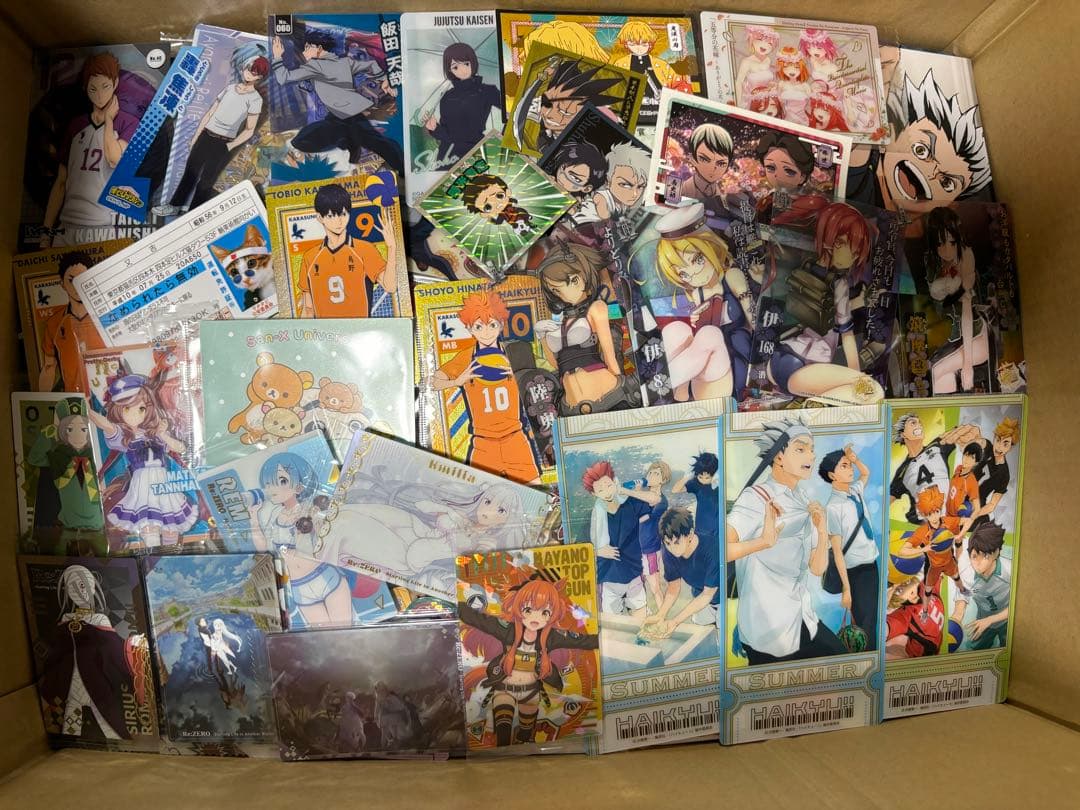 アニメキャラクター 紙類 大量 まとめ売り♡