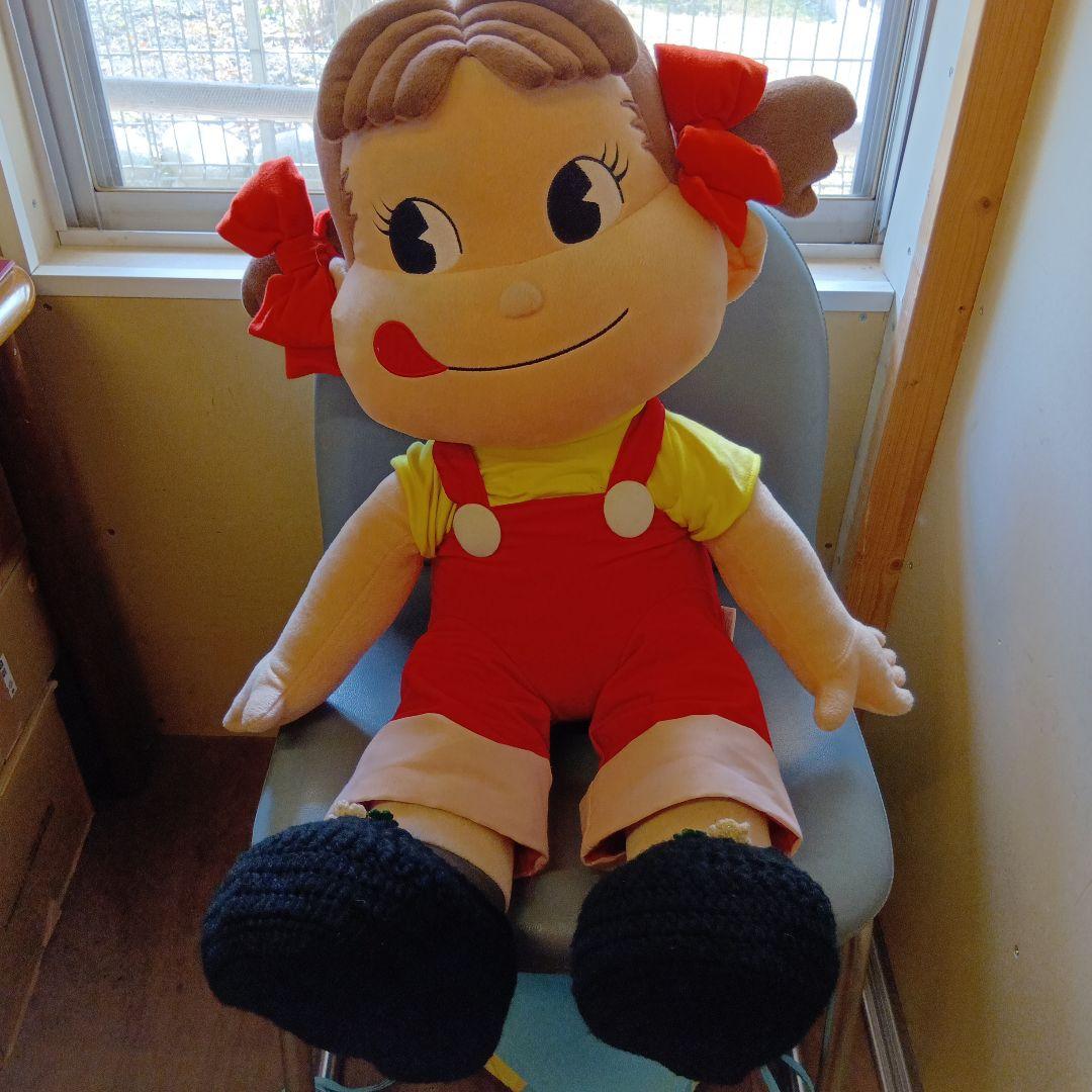 FUJIYA　ぺこちゃん　ぬいぐるみ　特大サイズ ８０cm