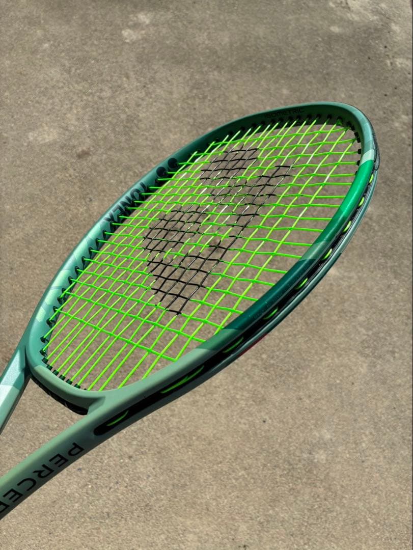 PERCEPT97 YONEXテニスラケット（パーセプト）美品　G2 ヨネックス