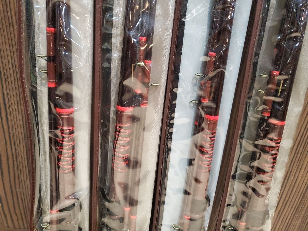 未使用　カーボン舟竿　秘伝　1-210　４本セット